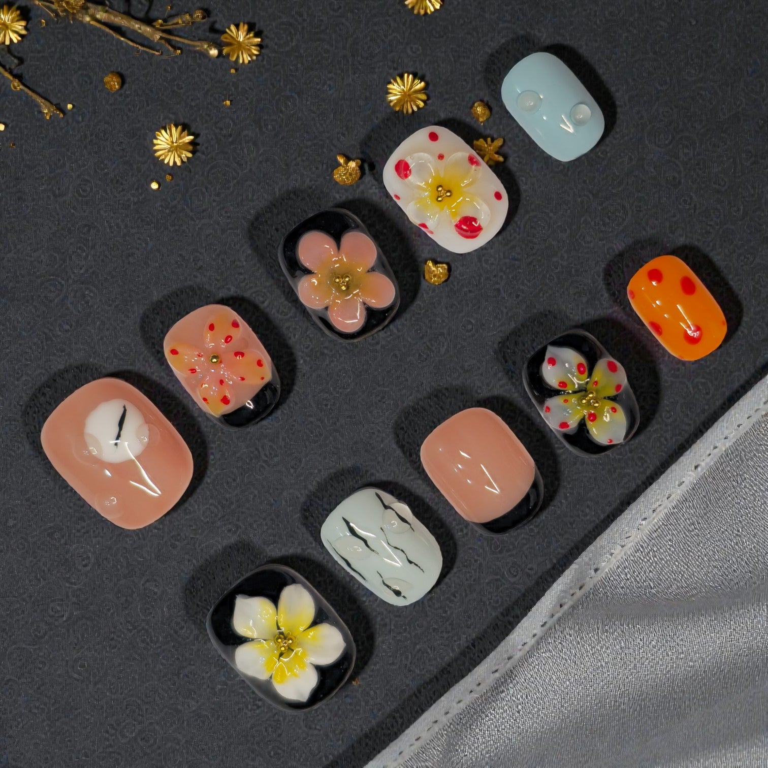 Bloom Pop Short Nails