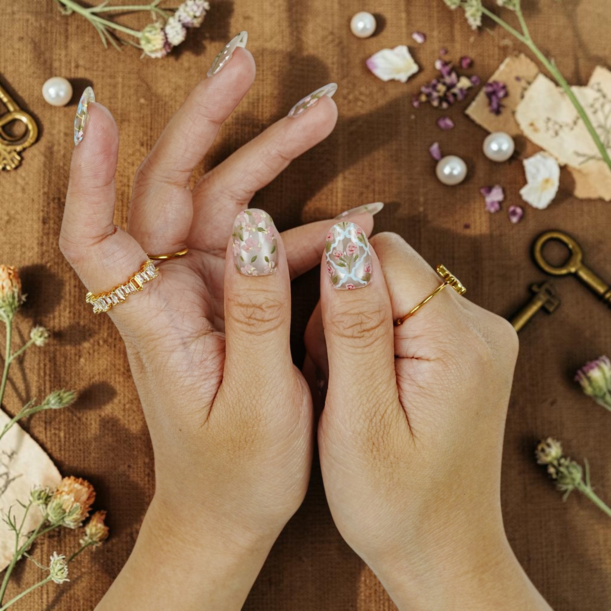 DSC00073 close up of hand painted wildflower press on nails with roses and trellis