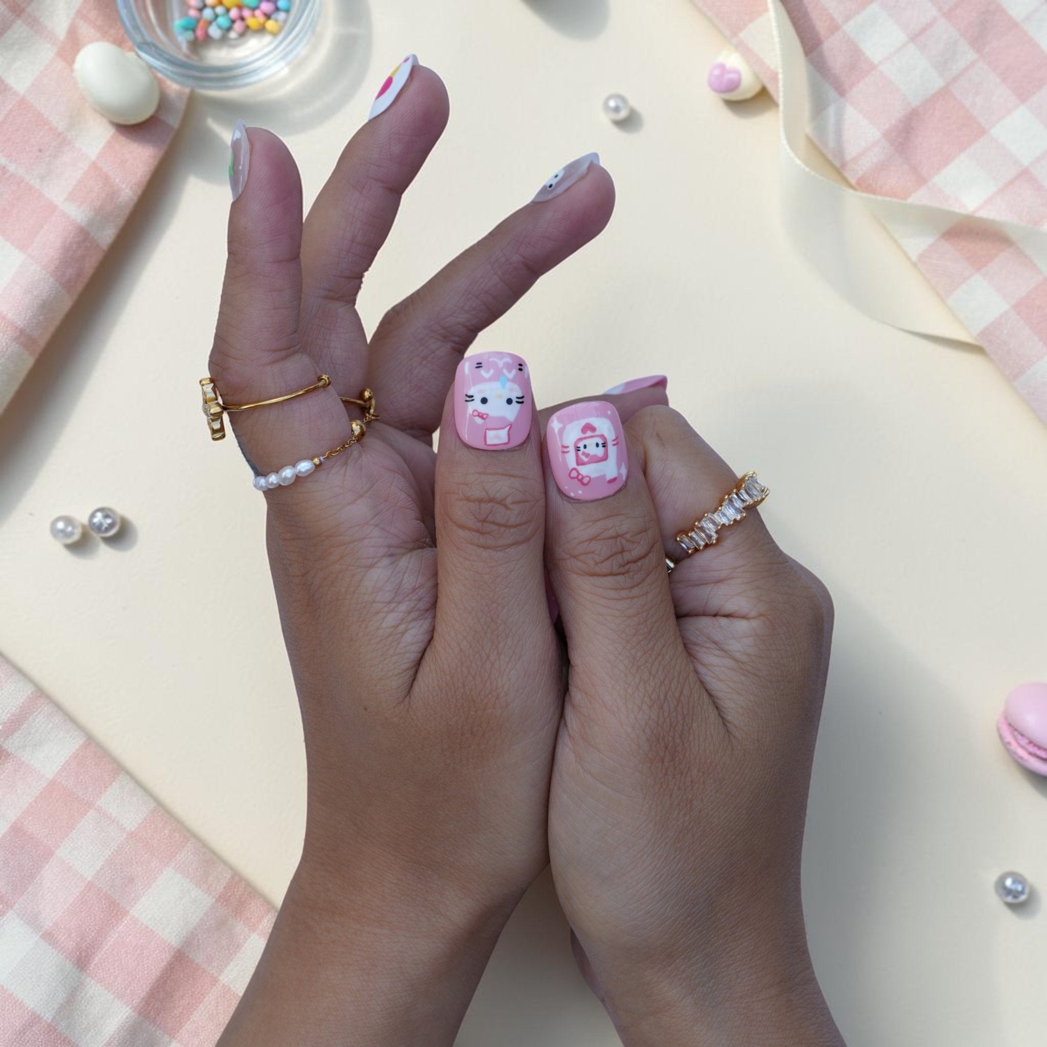 Cute cat press on nails thumb with pink kitten and heart design