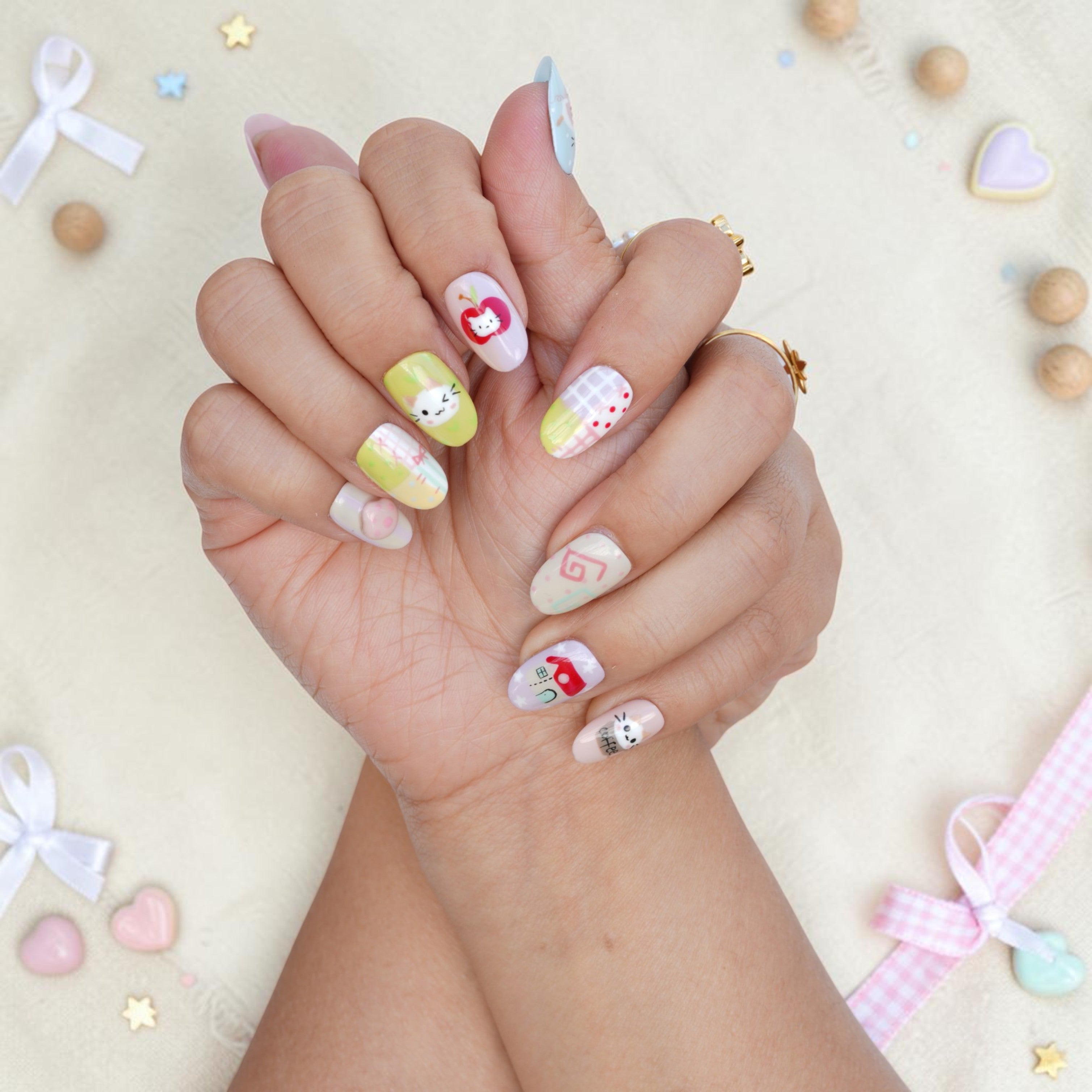 Cute cat coffee cup design on a nude press on nail