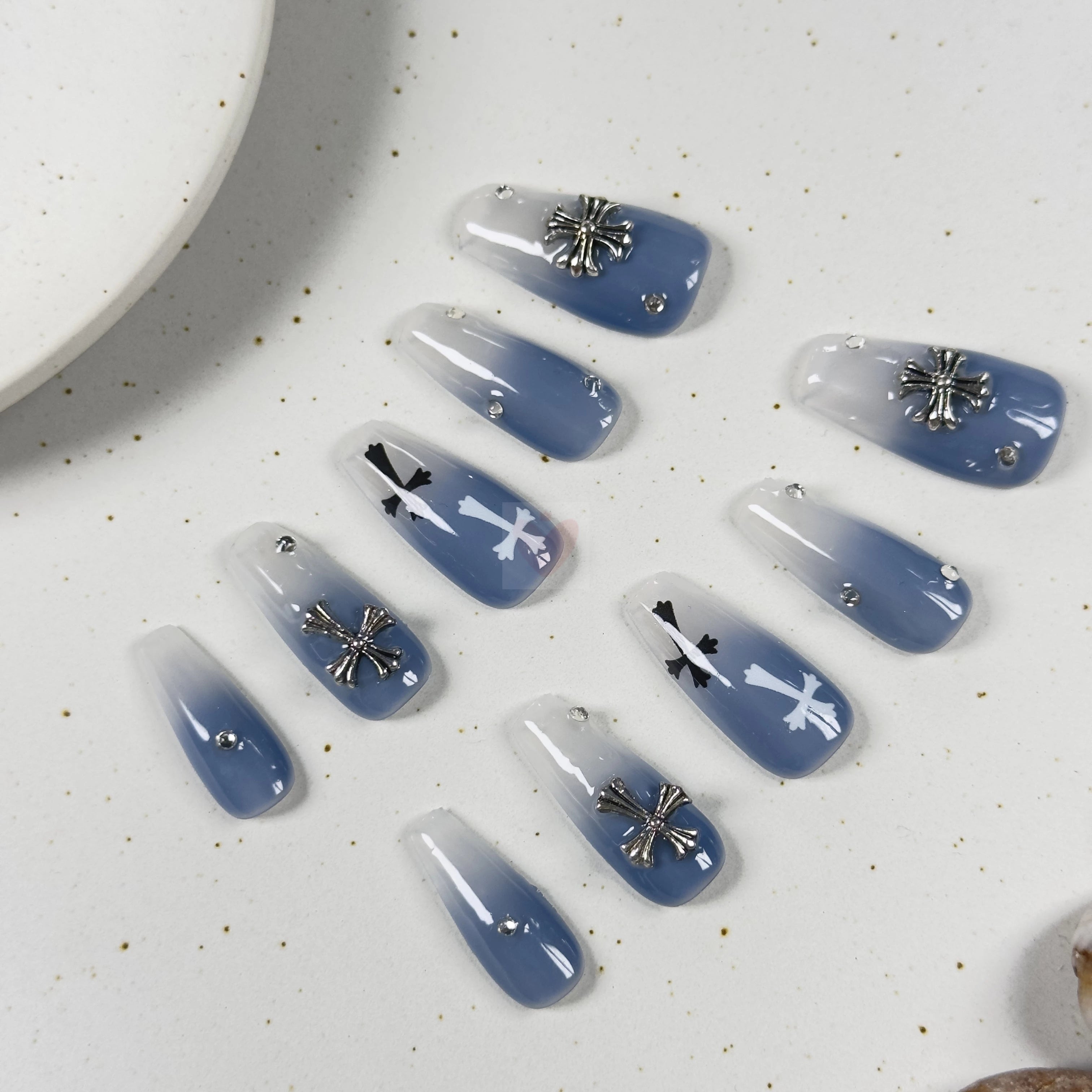 Heavenly Cross - Dress For Nails - Press On Nails