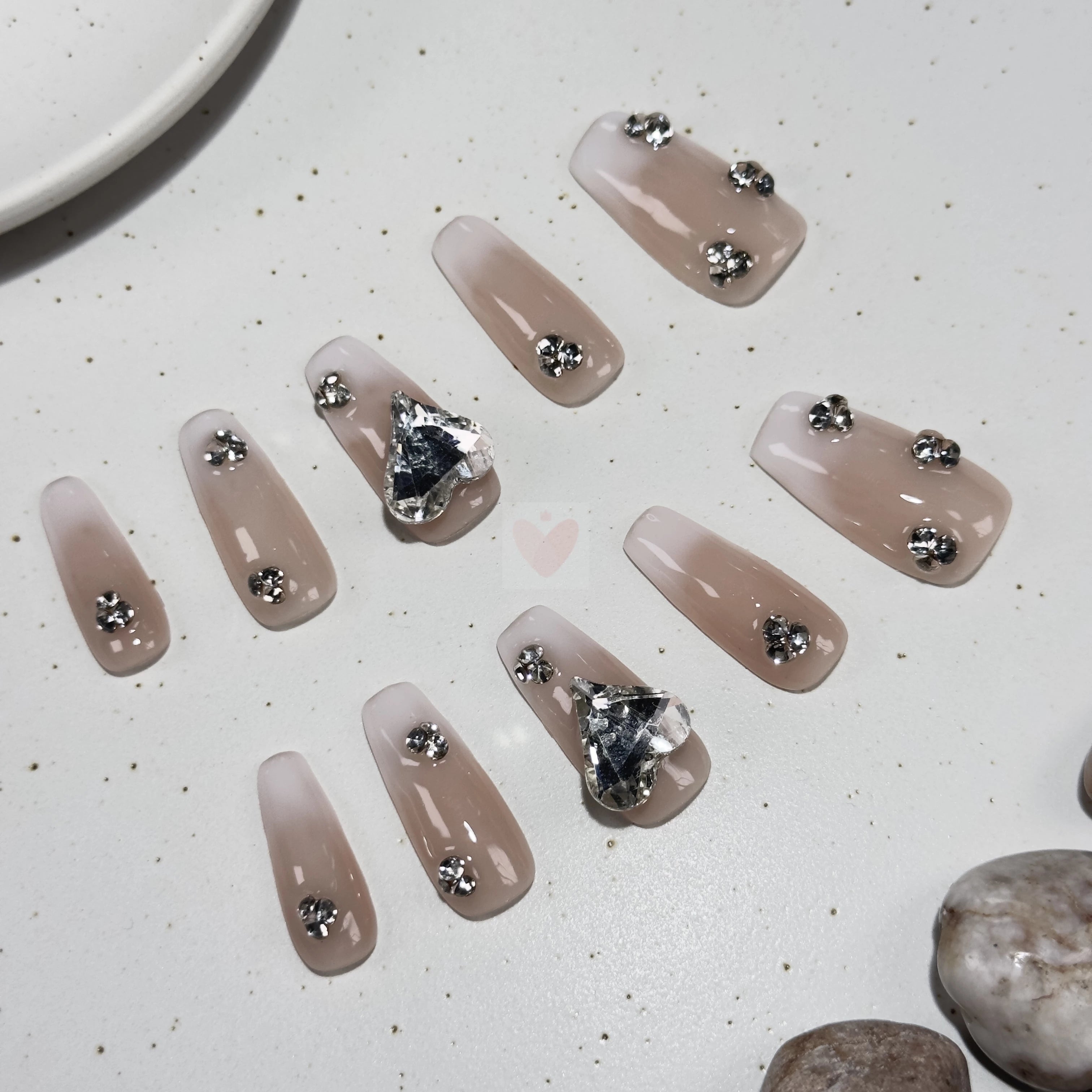 Blushing Hearts - Dress For Nails - Press On Nails