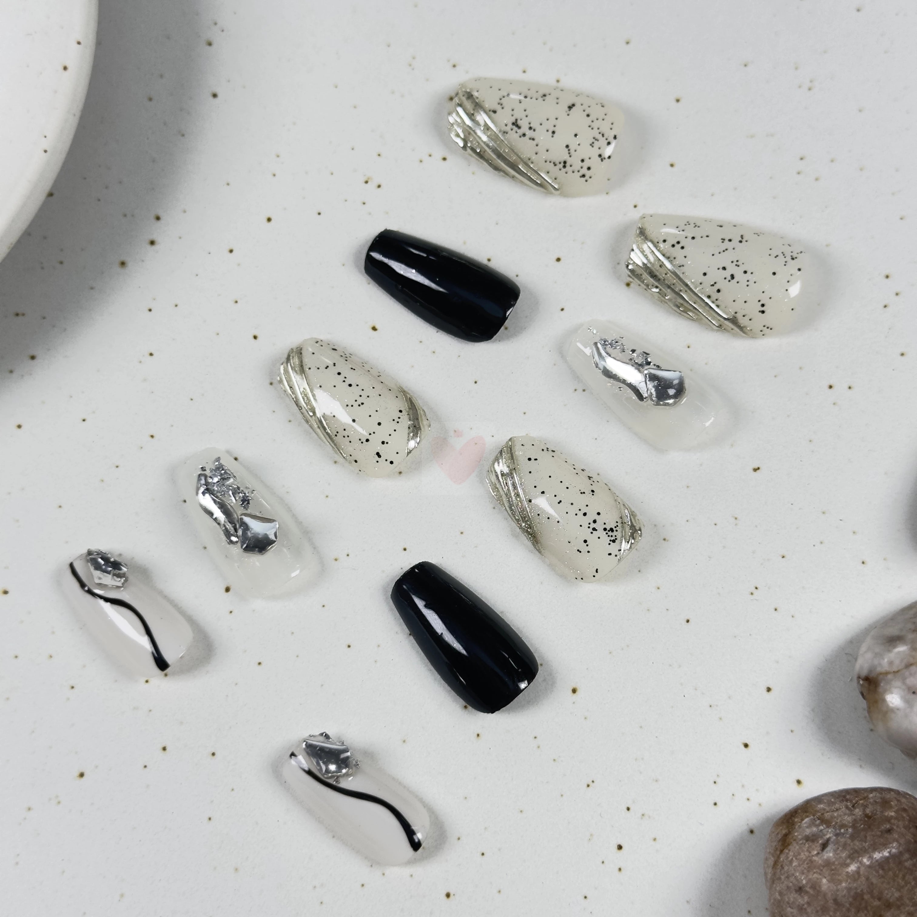 Silver Noir - Dress For Nails - Press On Nails