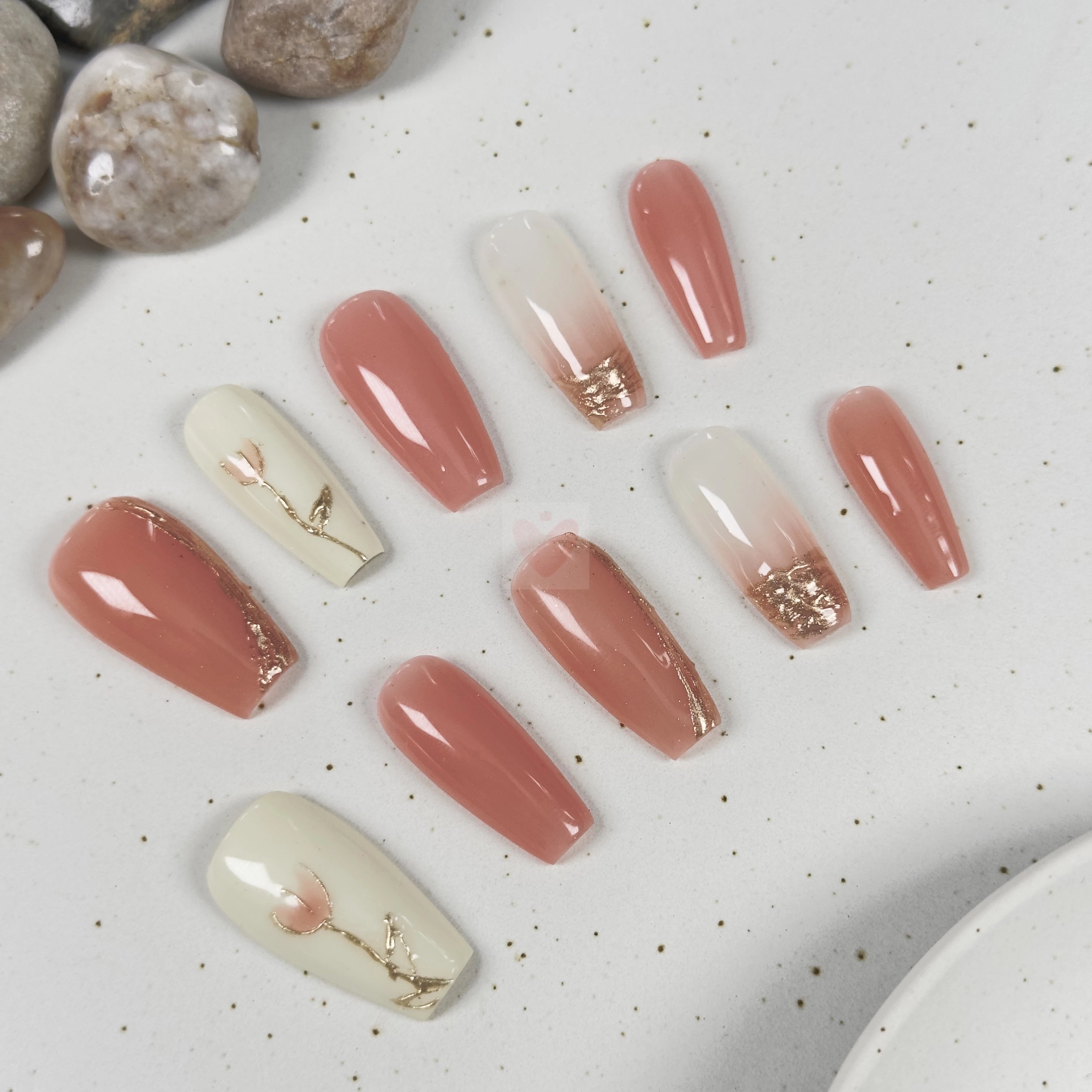 Golden Tulip Bliss - Dress For Nails - Press On Nails