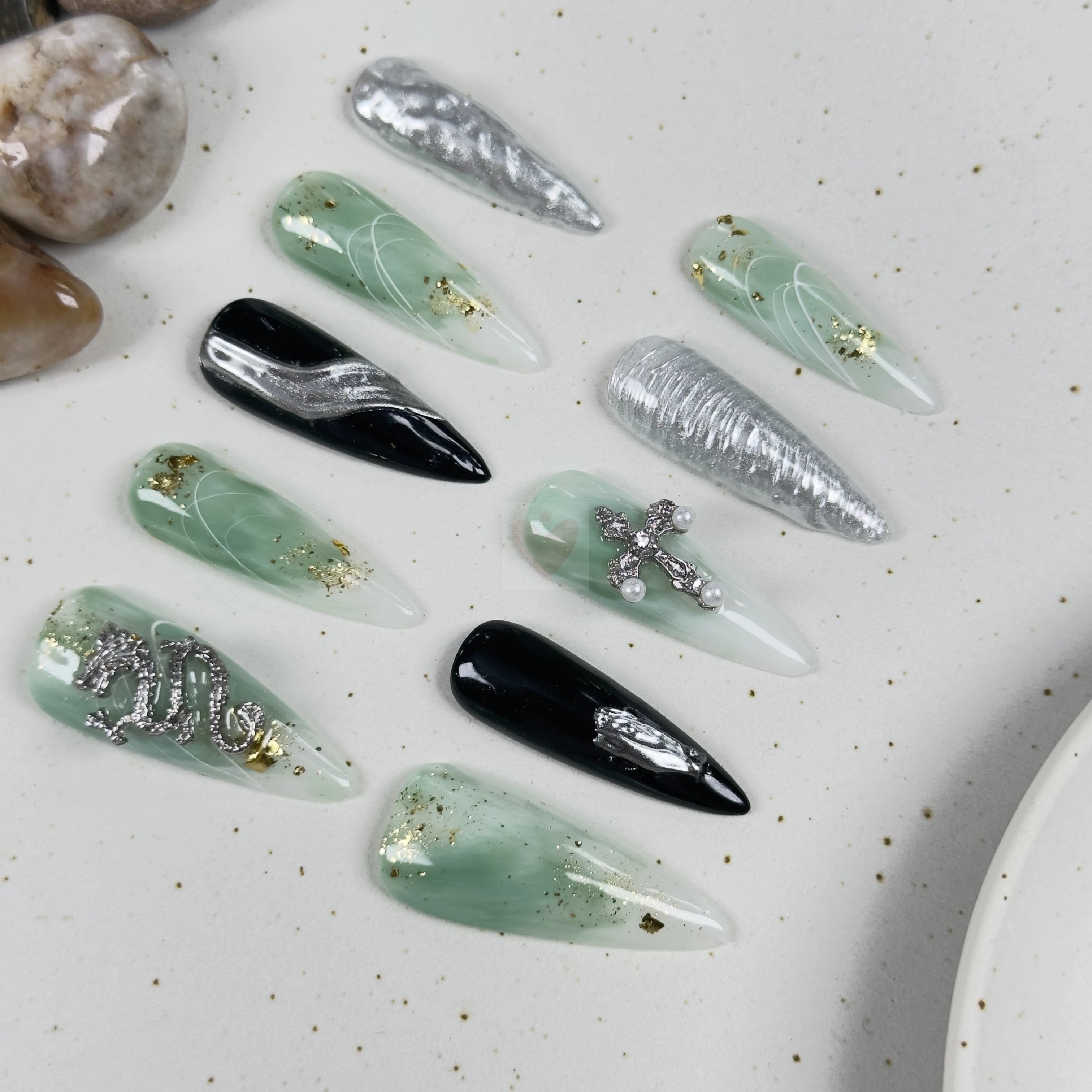 Emerald Enchantment - Dress For Nails - Press On Nails