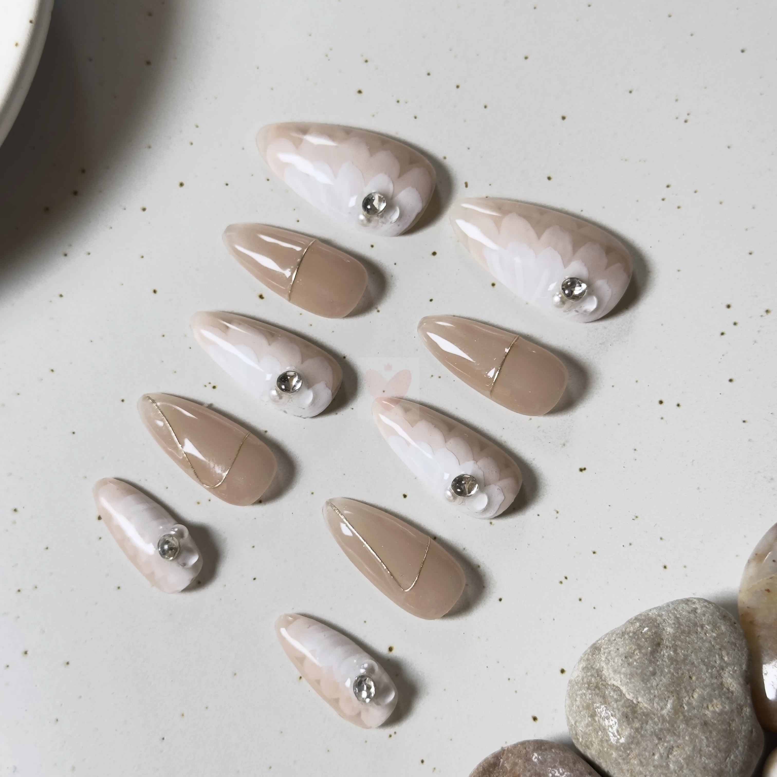 Gilded Feather - Dress For Nails - Press On Nails