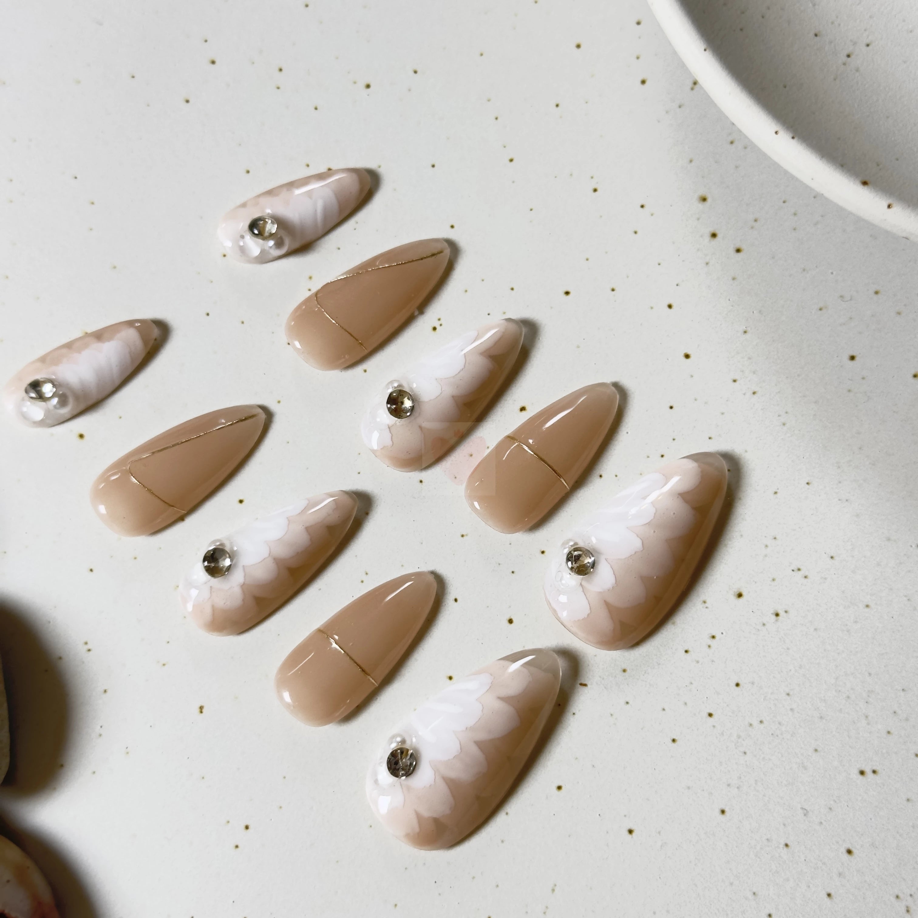 Gilded Feather - Dress For Nails - Press On Nails