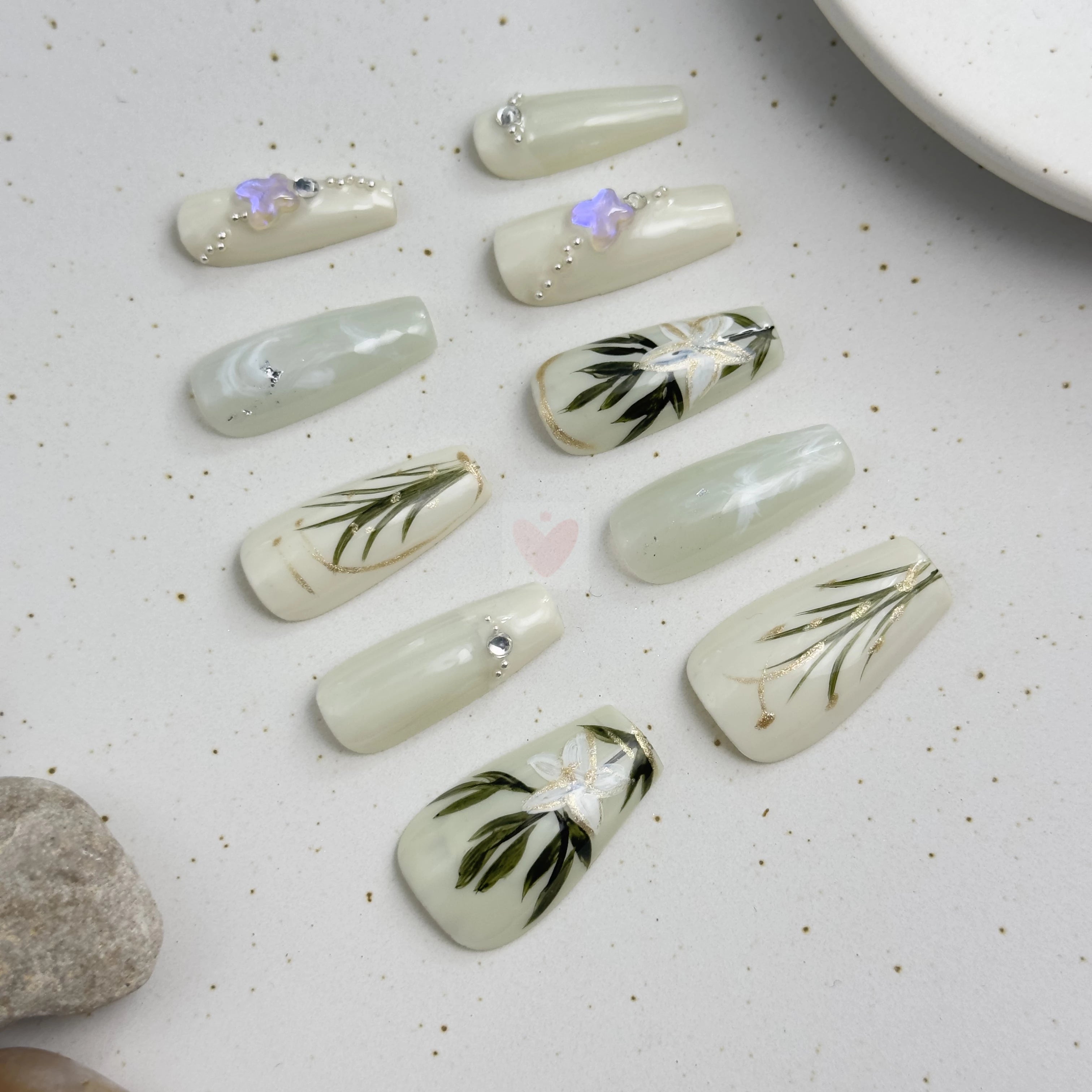 Botanical Whispers - Dress For Nails - Press On Nails
