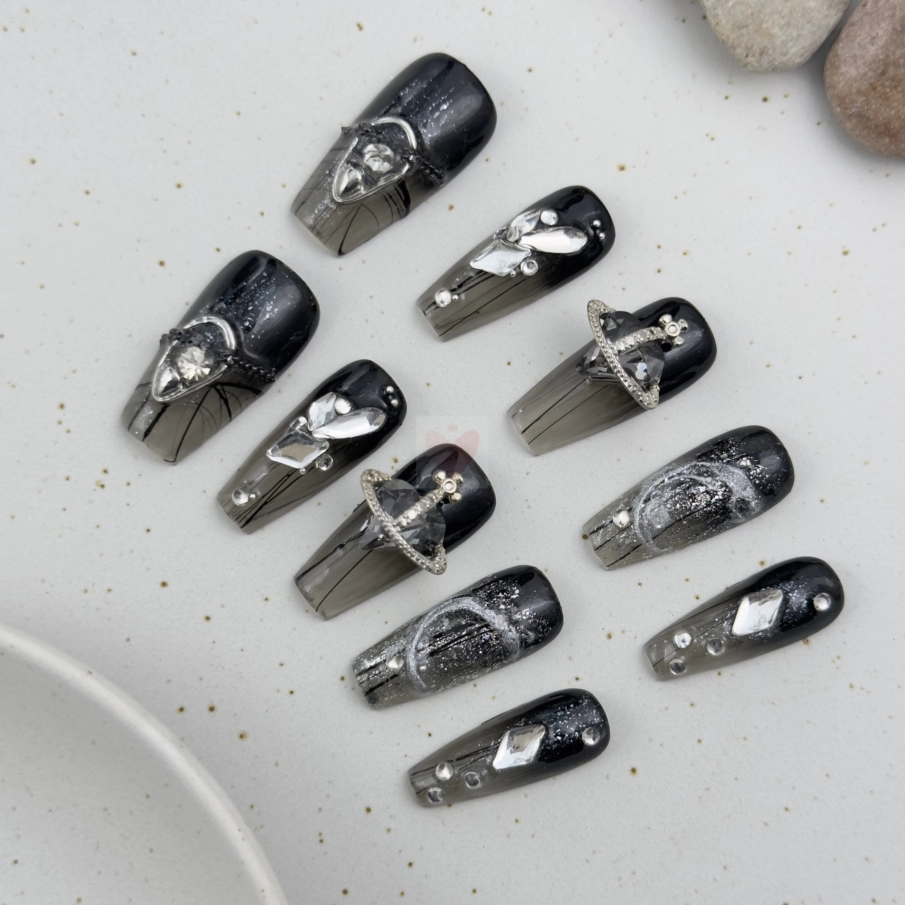 Vivienne Noir - Dress For Nails - Press On Nails