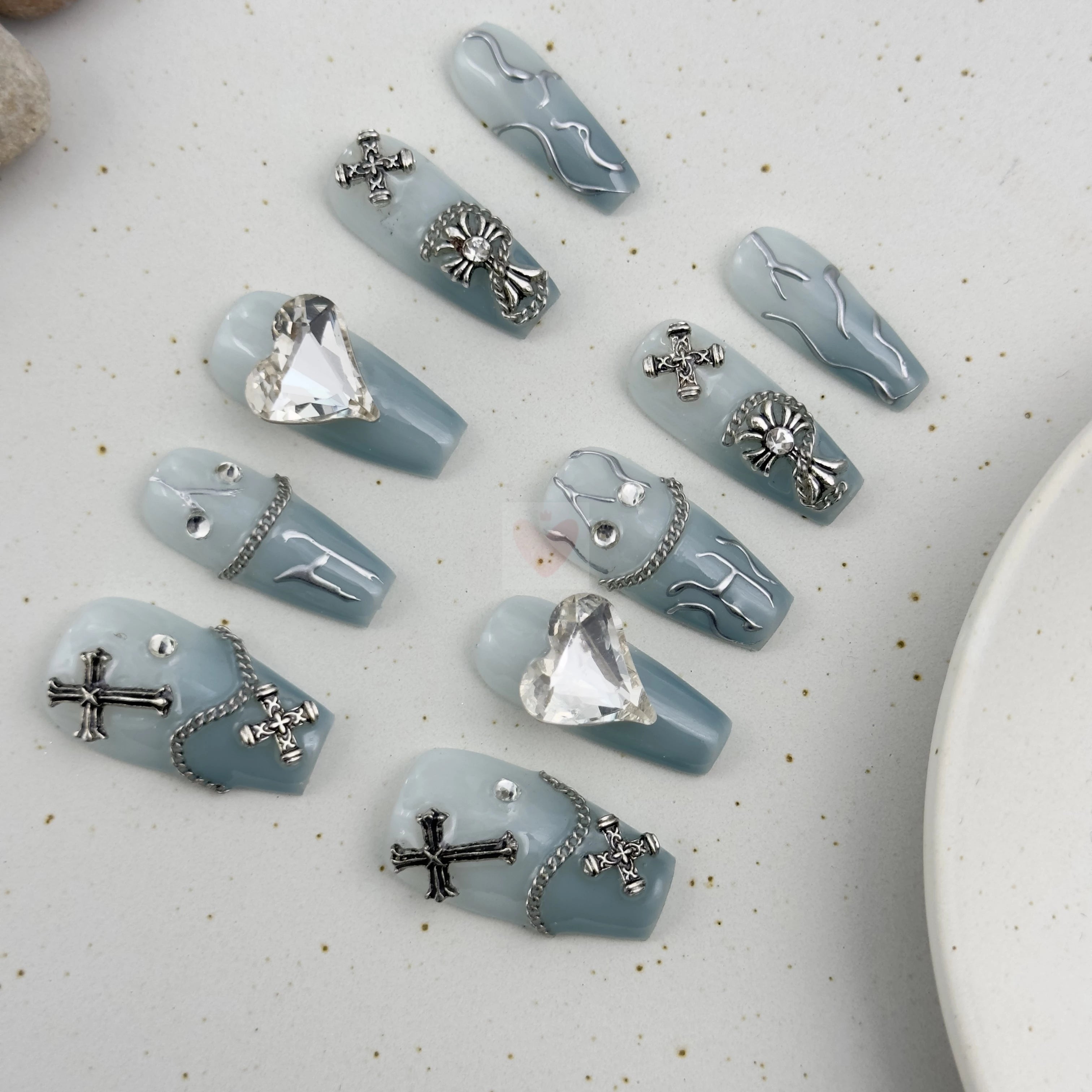 Serene Hearts - Dress For Nails - Press On Nails