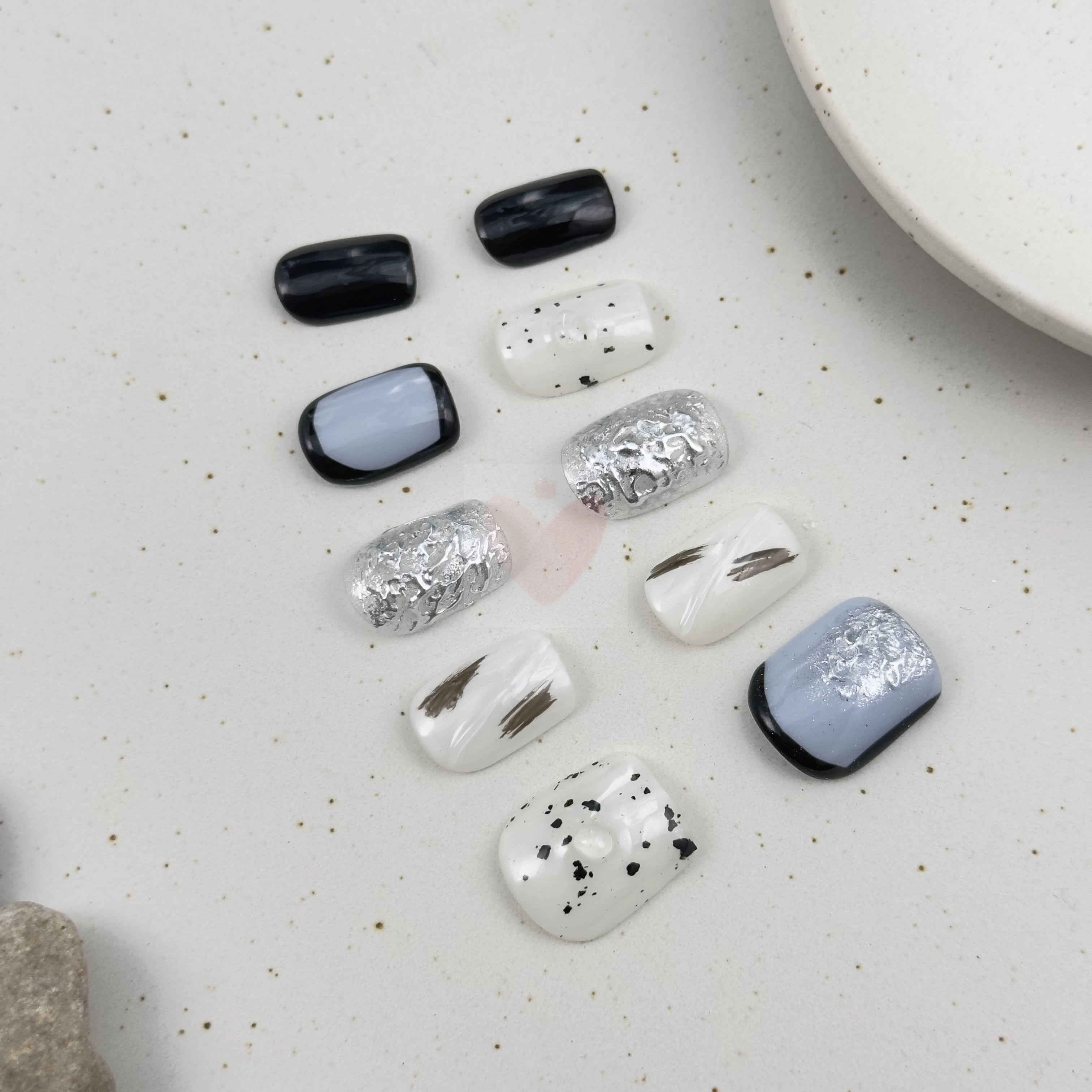 Abstract Speckled - Dress For Nails - Press On Nails