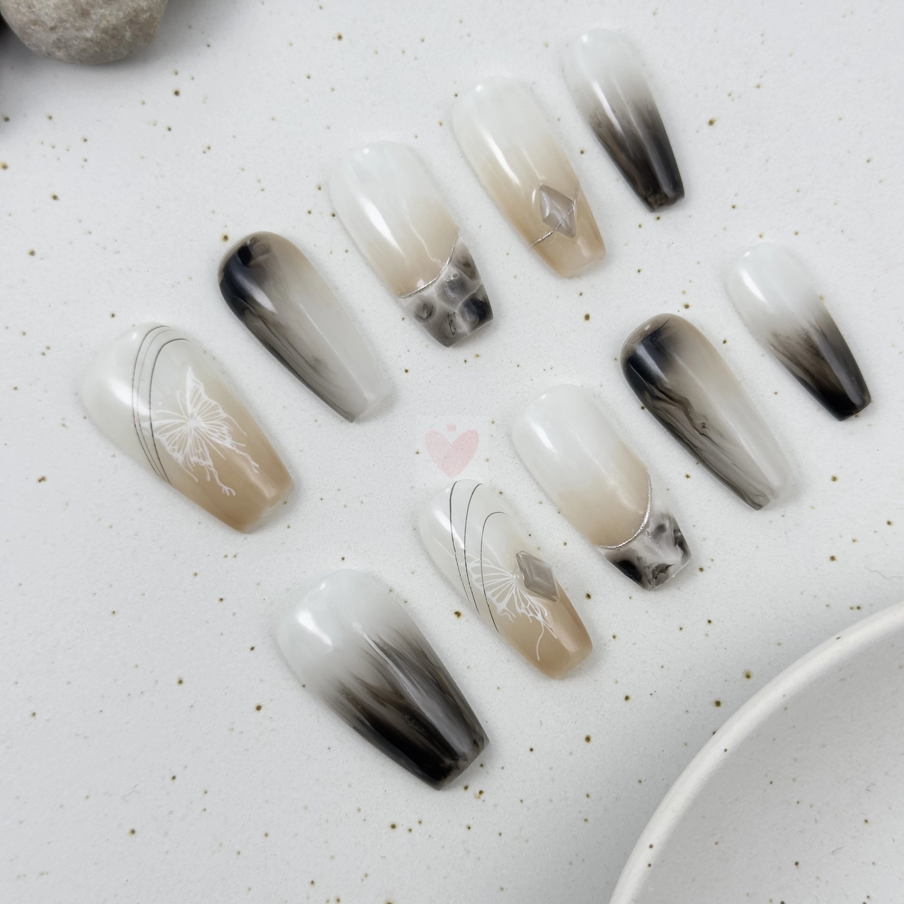 Elegant Monochrome - Dress For Nails - Press On Nails