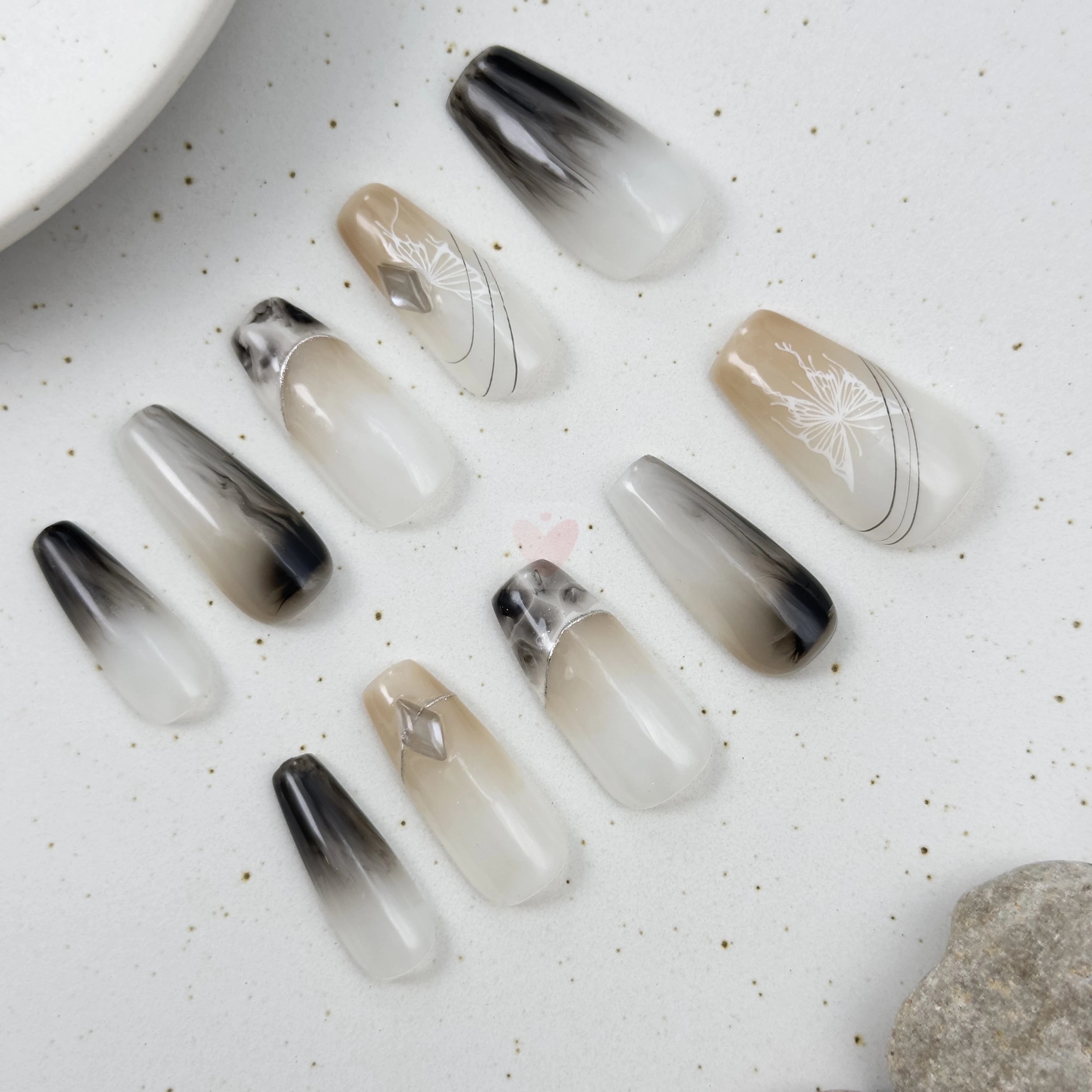 Elegant Monochrome - Dress For Nails - Press On Nails
