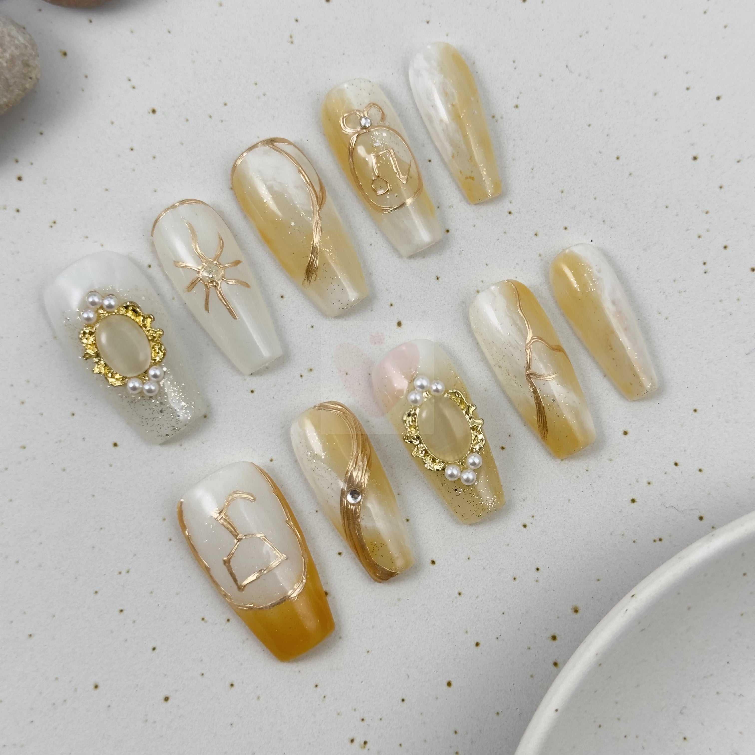 Leo Zodiac Luxe - Dress For Nails - Press On Nails