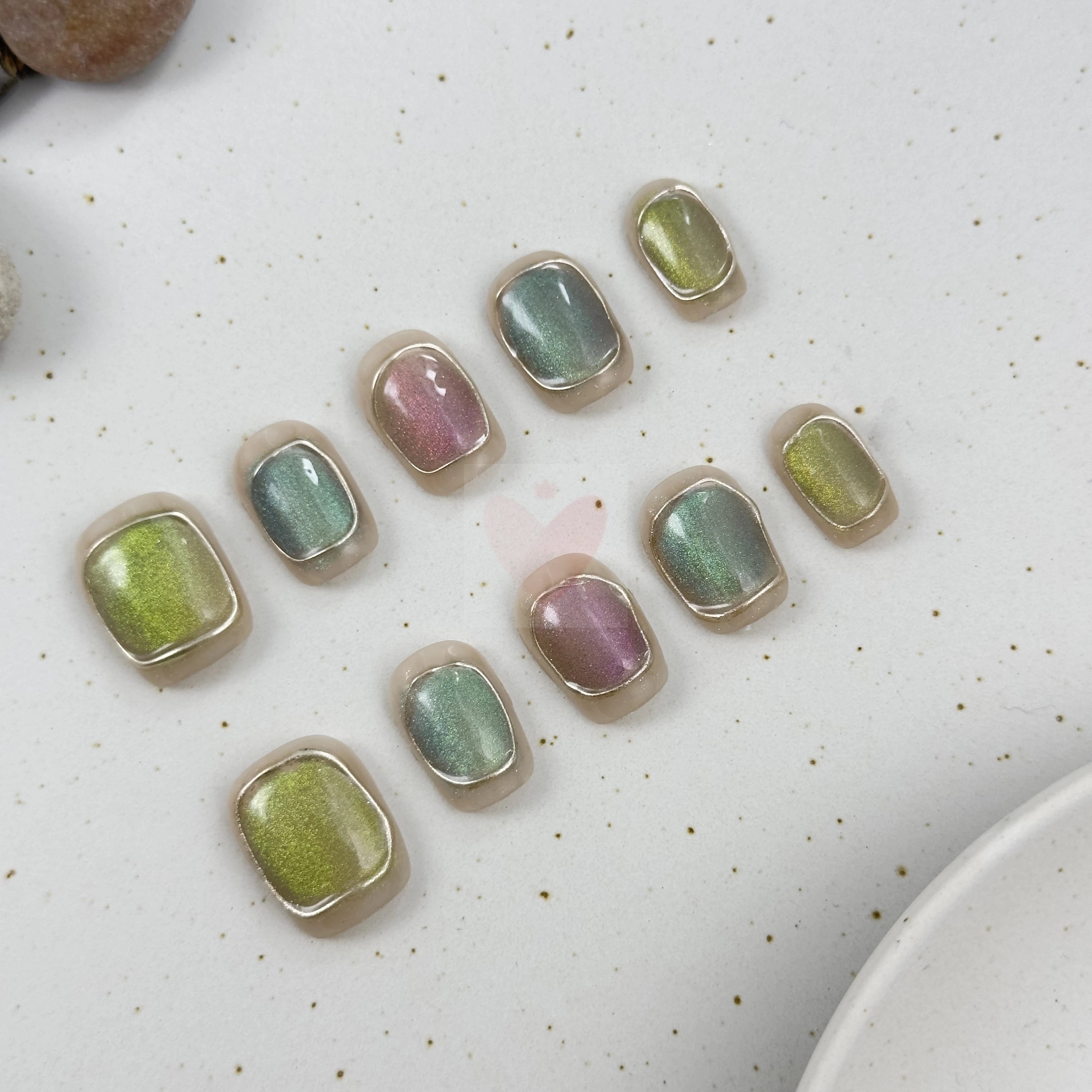 Reflective Gaze - Dress For Nails - Press On Nails