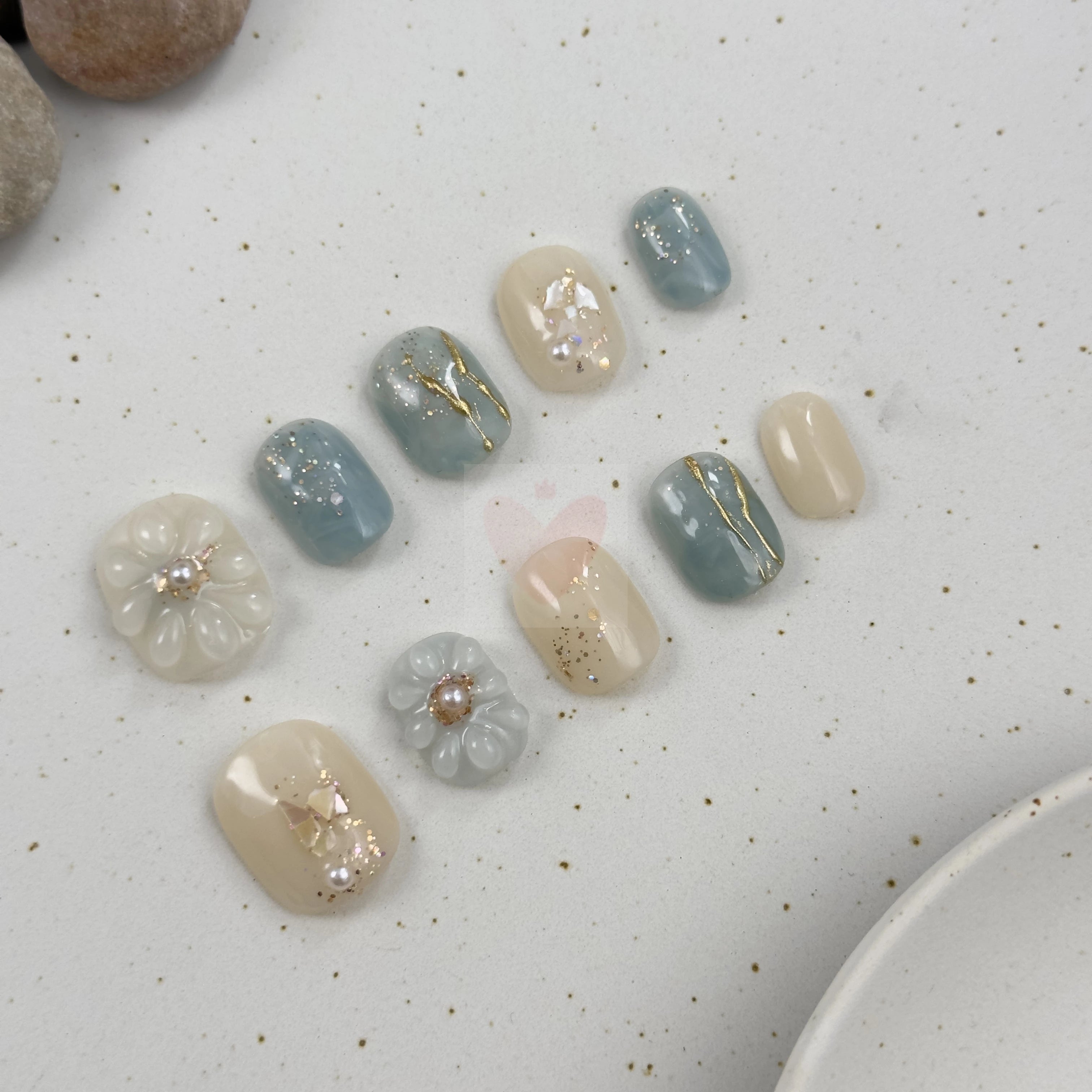 Golden Blooms - Dress For Nails - Press On Nails