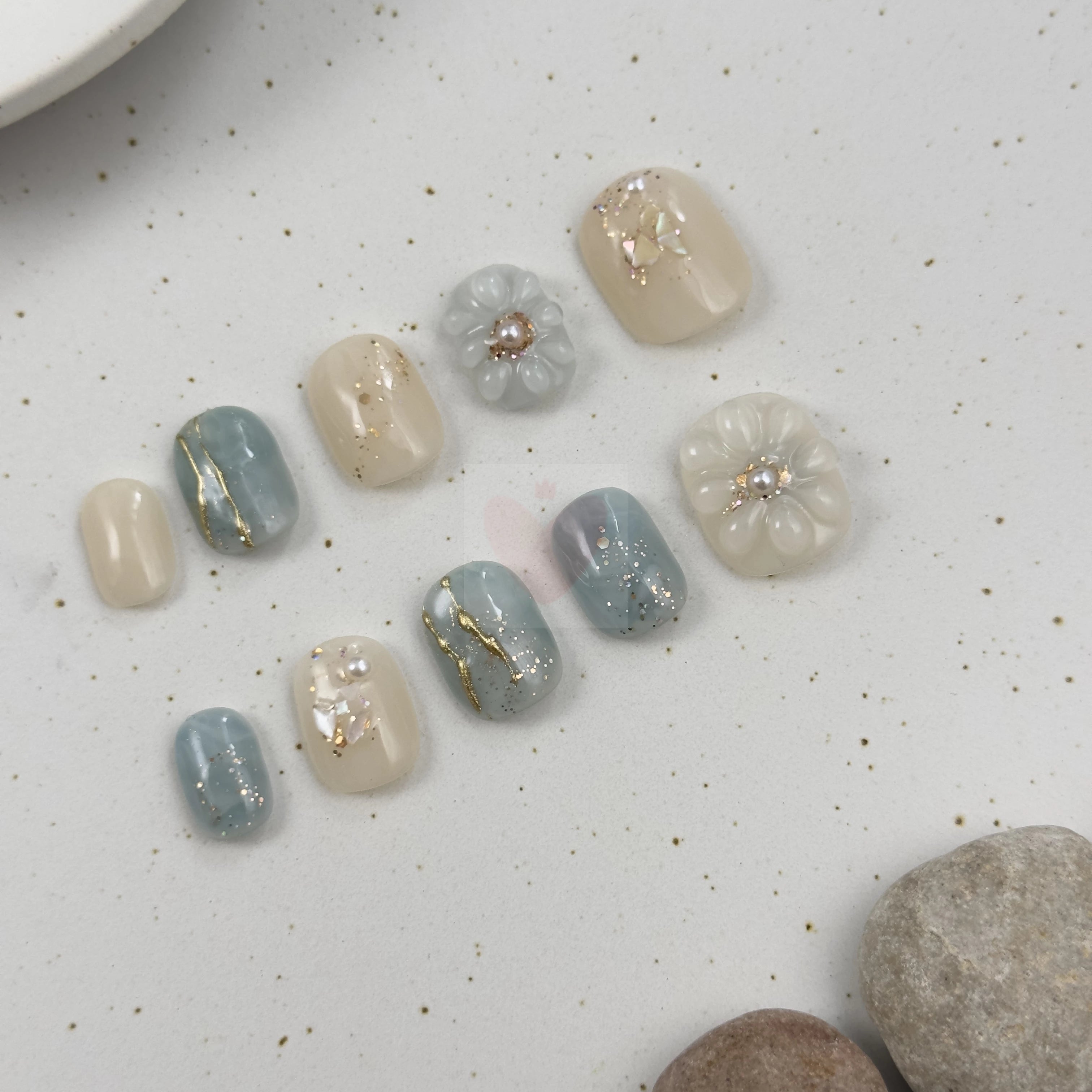 Golden Blooms - Dress For Nails - Press On Nails