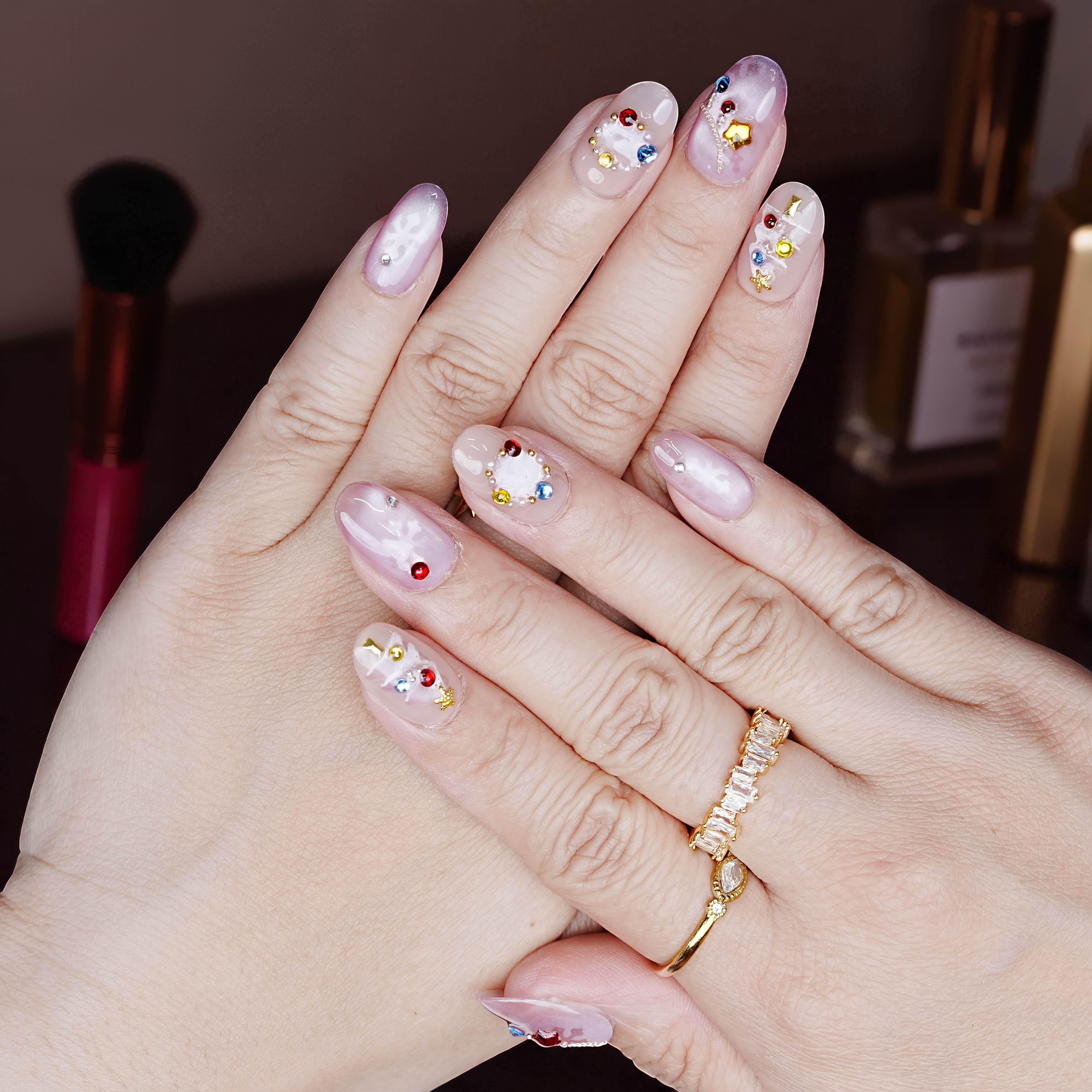 Frosted Garland Press On Nails