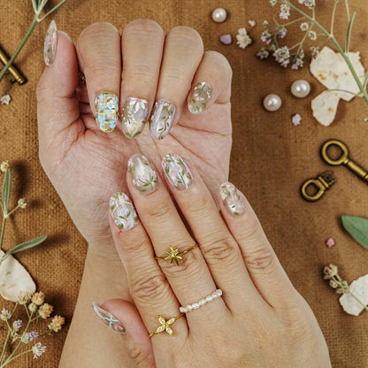 DSC00080 wildflower press on nails with daisies sweet peas and green leaves