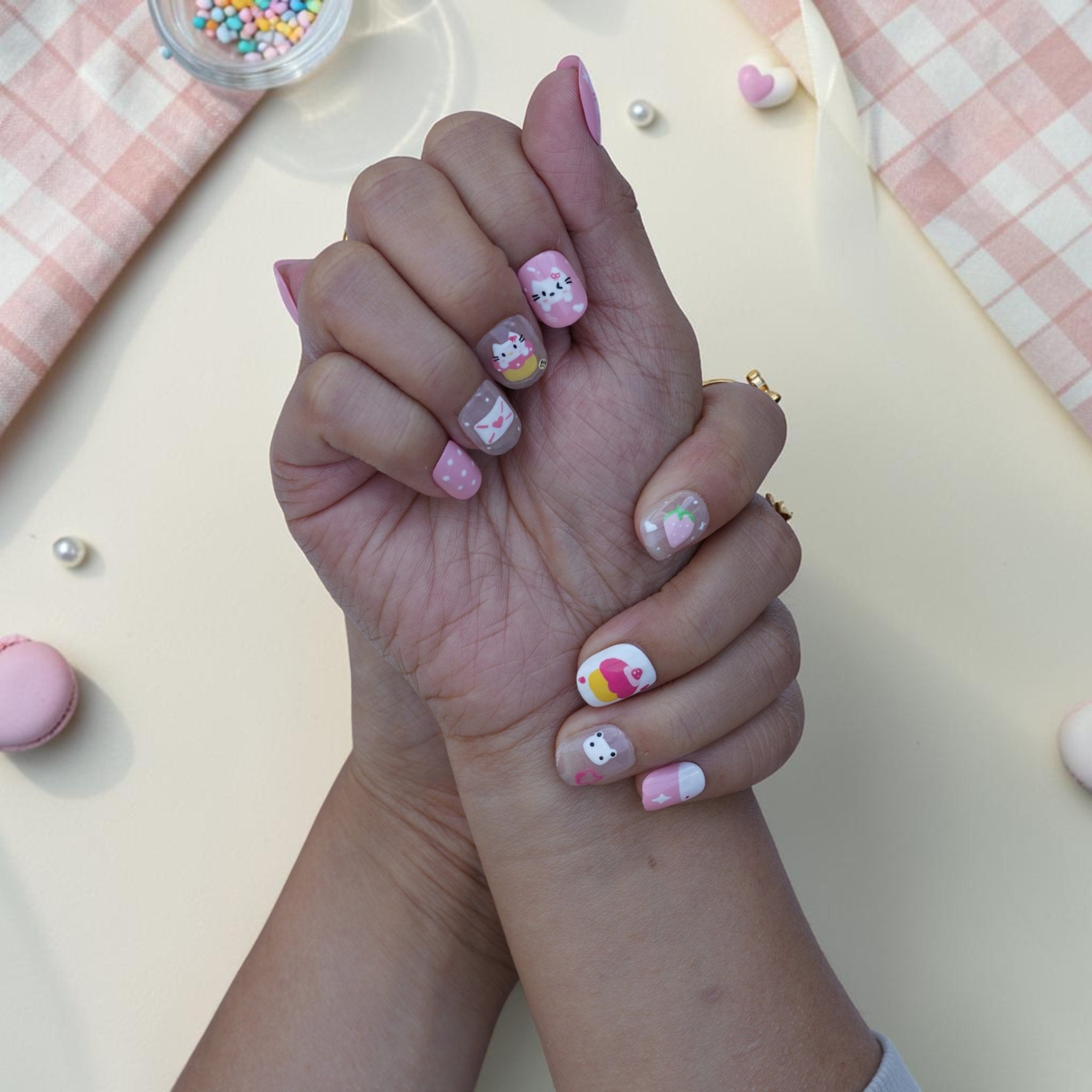 Sugar Kitten cute cat press on nails set on both hands in pink and white